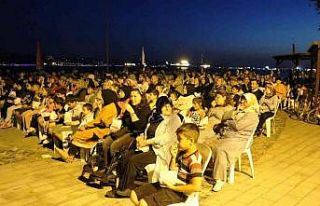 Körfez’de açık hava sinemasına yoğun ilgi