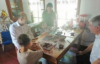 Köyceğiz’de minikler seramik tabak yapmayı öğrendi