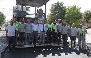 Kütahya’da OSB servis yoluna sıcak asfalt