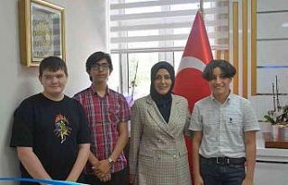 LGS Türkiye birincilerine tebrik