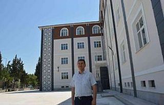 Manisa Kız Anadolu İHL yeni eğitim-öğretim yılına...