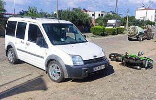 Manisa’da otomobil ile motosiklet çarpıştı:...