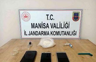 Manisa’da uyuşturucu operasyonu: 4 kişiye gözaltı