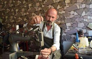 Manisalı ayakkabı tamircisi çırak bulamamaktan...