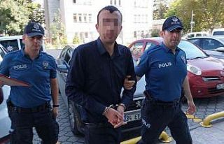 Marketten yemek için üzüm çaldığını söyledi,...