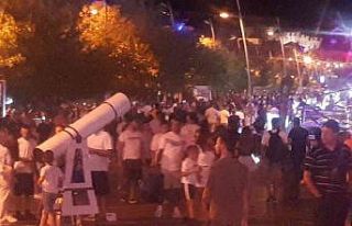 Marmaris’te bayram kalabalığı sokaklara taştı