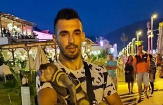 Maymun üzerinden maddi menfaat sağlayan şahıs...