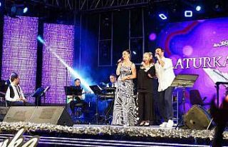 Menemen’de "Alaturka Akşamlar" rüzgarı