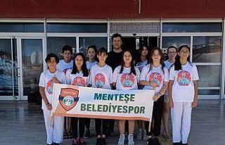 Menteşeli karateciler İzmir’de fırtına gibi...