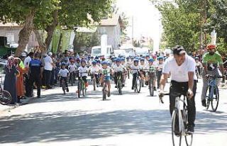 Meram’da Düz Bisiklet Yarışları heyecanı sürüyor