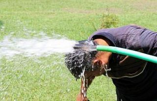 Mevsim normallerinin üzerindeki sıcak hava bunaltıyor
