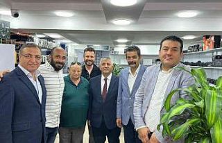 MHP İzmir İl Teşkilatı, bitpazarı esnafıyla...