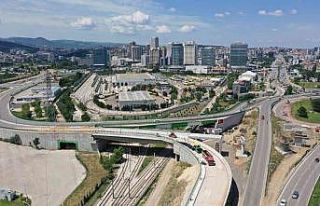 Mudanya kavşağında trafik düzenlemesi