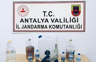Müzikholde yapılan aramada sahte alkol ve ruhsatsız...