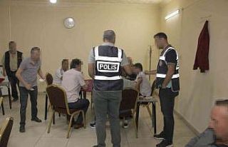 Nevşehir polisinden eş zamanlı uygulama
