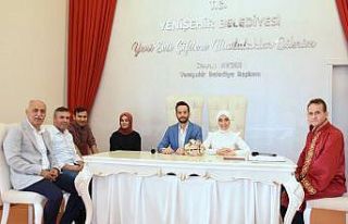 Nikah memuru kendi oğlunun nikahını kıydı