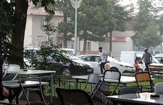 Önce dolu ardından başlayan sağanak yağış hayatı...