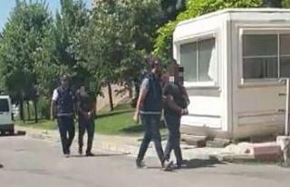 Önce hırsızlık yaptılar, sonra plakasını çamurla...