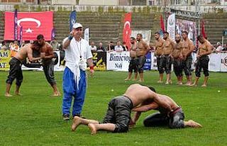 Ordu’da düzenlenen yağlı güreşler finalinde...