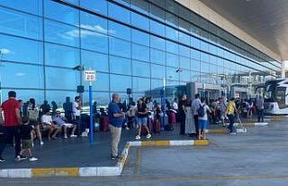 Otogarlarda bayram hareketliliği başladı, trafik...