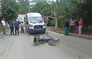 Otomobil ile çarpışan motosiklet sürücüsü yaralandı