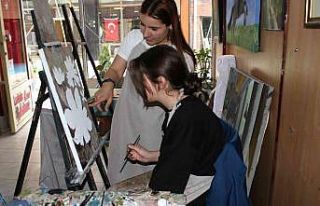 (ÖZEL) Bozüyük Sanat Atölyesi herkese kapılarını...