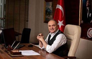 Özlü “Felaketi birlikte dirlik içinde hafiflettik”