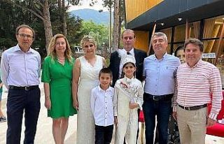 Öztürk Ailesinin oğlu erkekliğe ilk adımını...