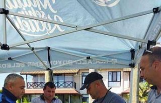 Para dolu çanta sahibine ulaştırıldı