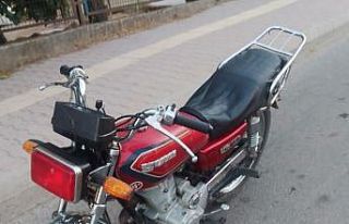 Park halindeki motosiklet çalındı
