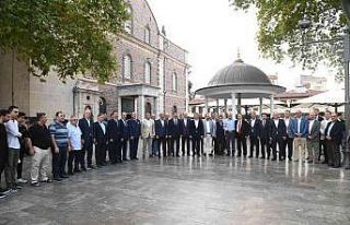 Paşa Camii’nde binlerce kişinin katılımıyla...