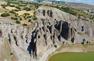 Peri Bacaları değil ’Gelin Kayalıkları’