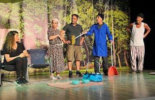 Piknik Sepetinde kahkaha tufanı