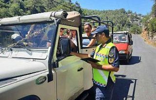 Safari araçları denetlendi