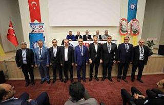 “Sağlık çalışanına kalkan el milletin vicdanına...