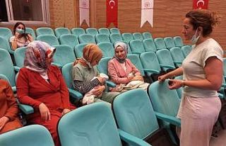 Sağlıkçılara emzirme eğitimi