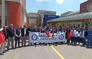 Sağlıkta şiddeti siyah önlüklerle protesto ettiler