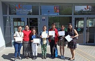 Salihli’den 4 öğrenci Çekya’da hayallerini...