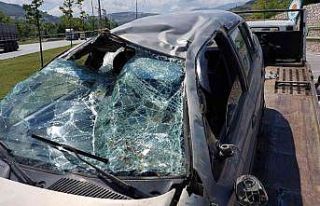 Samsun’da otomobil takla attı: 2 yaralı