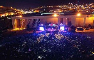 Şanlıurfa’da Emre Aydın konseri