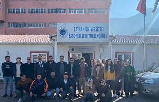 Sason Meslek Yüksek Okulu üç bölümde öğrenci...