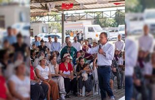 Seçer, ilçe ziyaretlerini Tarsus’la tamamladı