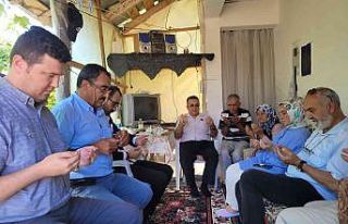 Şehit ailelerini ziyaret ettiler