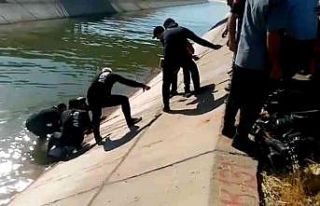 Serinlemek amacıyla su kanalına giren gencin cansız...