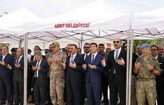 Siirt Valisi Hacıbektaşoğlu’ndan şehitliğe...