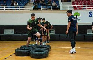 Sınav parkurlarında başarıya koşuyorlar