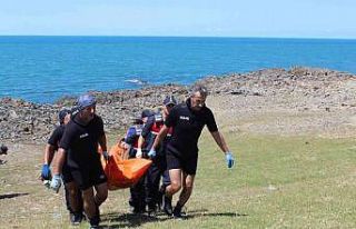 Sinop’ta denizde erkek cesedi bulundu