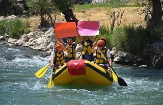 Şırnak’ta 15 Temmuz Şehitleri anısına rafting...