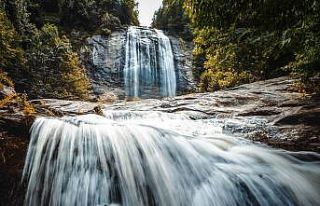 Suuçtu şelalesi bayramda rekor ziyaretçi
