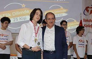 Tekden Ortaokulu öğrencilerinden LGS’de büyük...